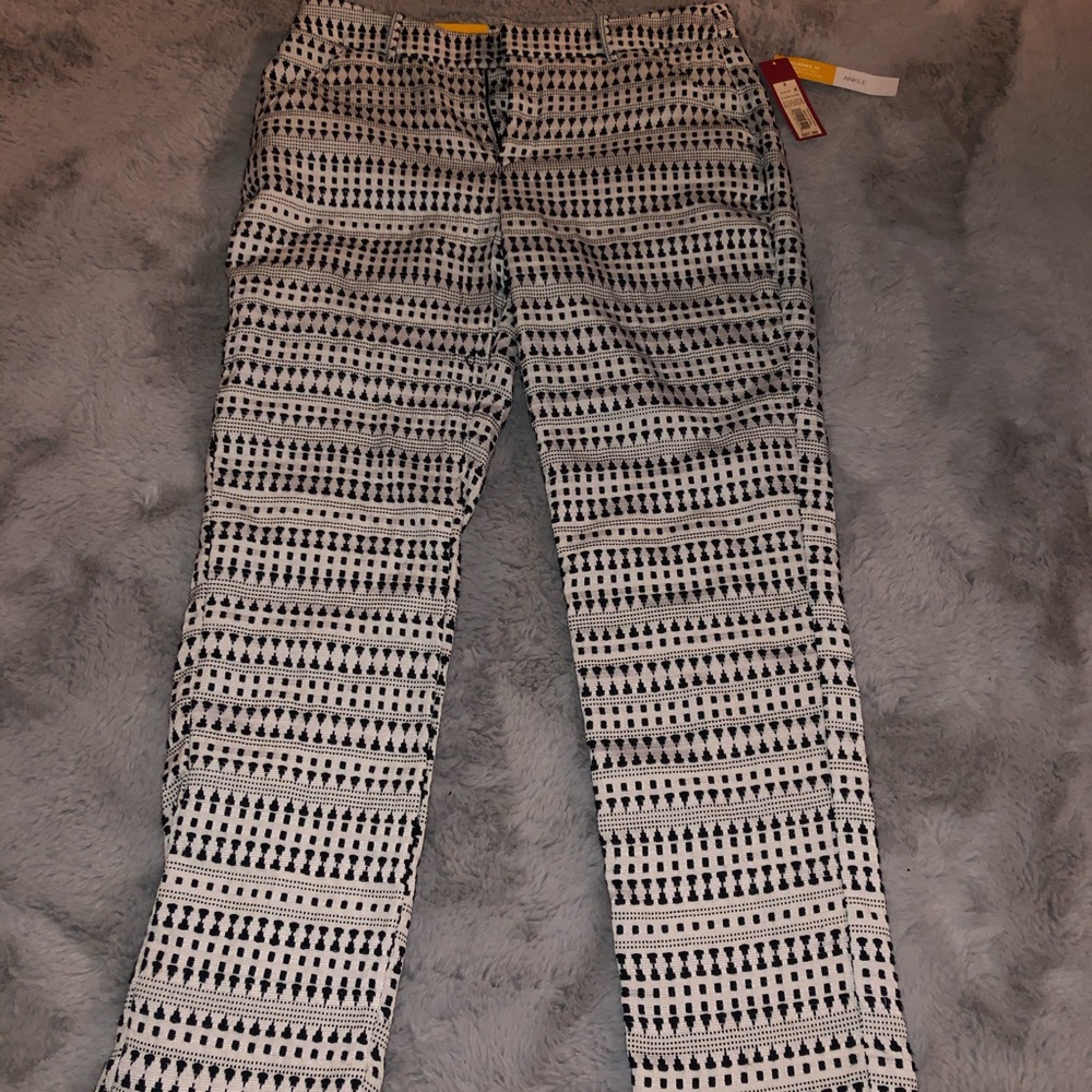 Ankle pants
